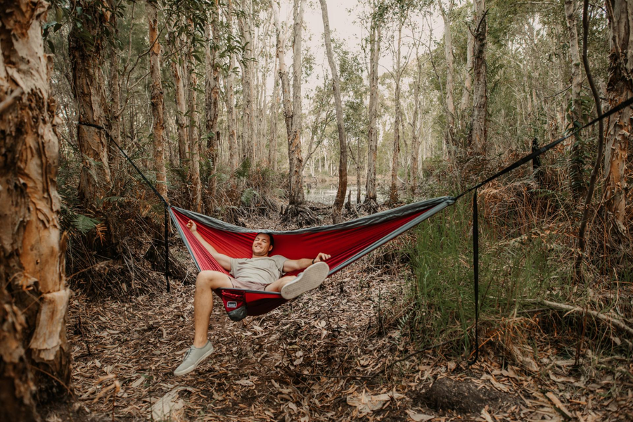 Vijf snelle manieren om op te laden als introvert