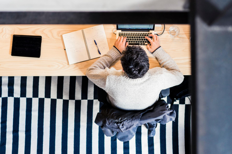 Hoe we de werkplek vriendelijker kunnen maken voor introverten